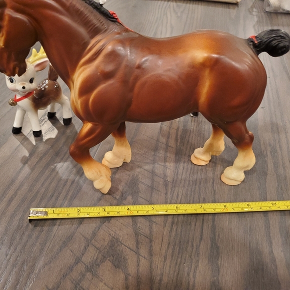 Beautiful Vintage Breyer Clydesdale Stallion With Red and White Bobs 70's -80's - Picture 12 of 12